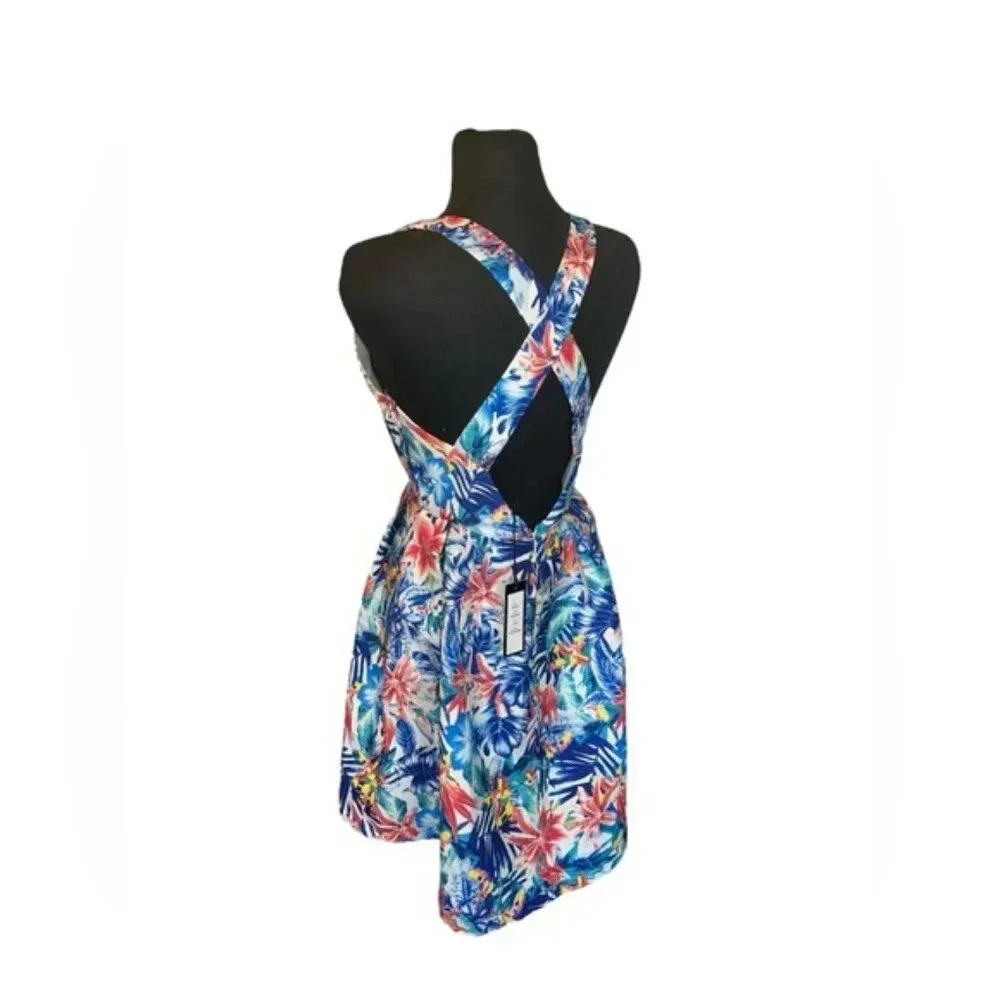 Romeo and Juliet Couture Criss Cross Back Tropical Print Fit and Flare Dress M - Picture 2 of 5